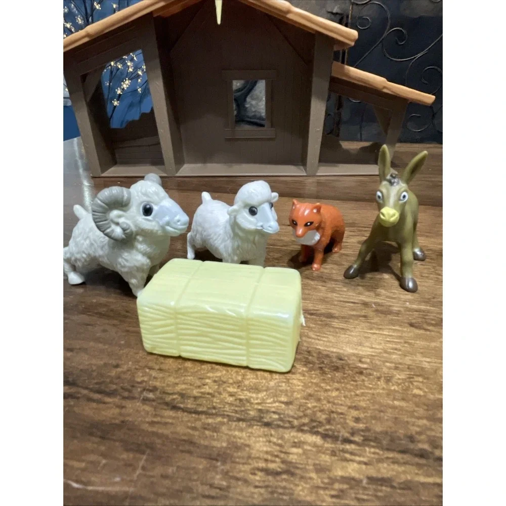 Nativity Manger Children's 19 Pieces Tales Of Glory Plastic Nativity Play Set
